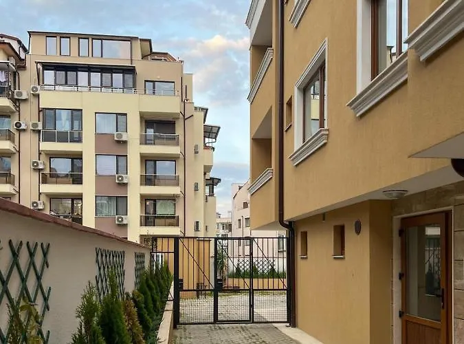 Διαμέρισμα Sos Comfort 2 Lazur Μπουργκάς